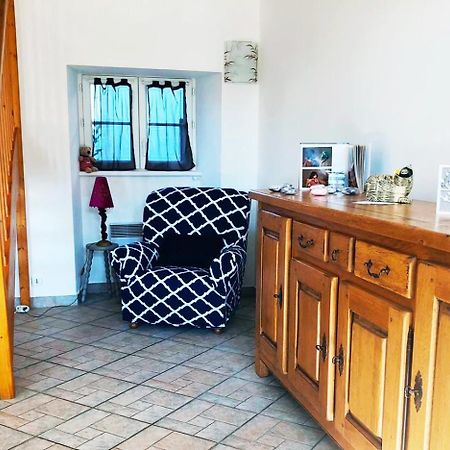 Maison De La Besliere Meuble De Tourisme 2 Etoiles Folligny Kültér fotó